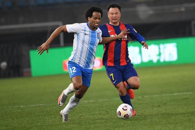 萨林杰24+19北控逆转险胜新疆 朱松玮19分