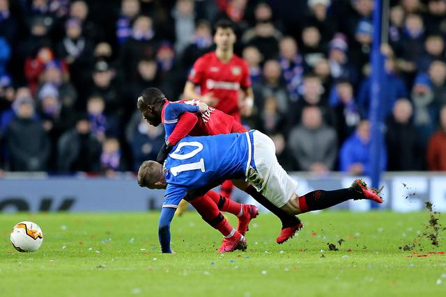 郭艾伦：人生总是充满坎坷 我腿完蛋了